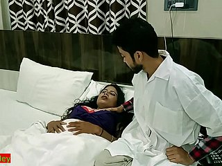 Mahasiswa kedokteran India panas xxx seks dengan pasien cantik! Seks spider hindi