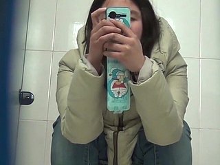 Chinese WC peeing 12